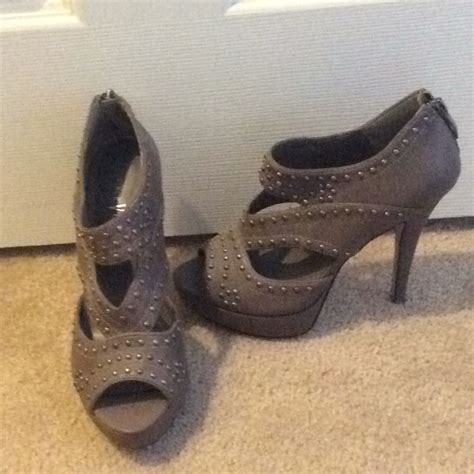 Vince Camuto 6 5 Taupe Nude Heels Pumps Platforms Gem