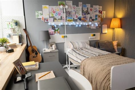 40 Brilliant and Clever Best Dorm Room Hacks EVER - GenTwenty