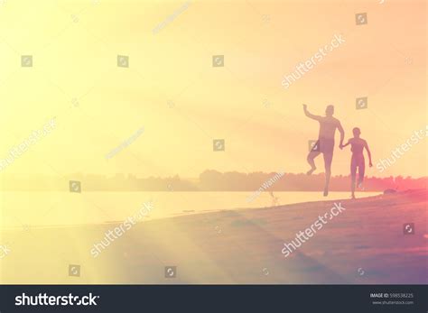 Naked Man Woman Running On Beach Stock Photo 598538225 Shutterstock