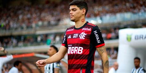 Landim Bate Martelo E Craque De Peso D Adeus Ao Flamengo