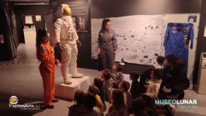 Cumplea Os Visita Museo Ciencia Familia Viaje Interplanetario