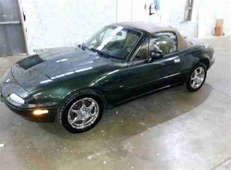 Purchase Used 1997 Mazda Miata M Edition Convertible 2 Door 18l In