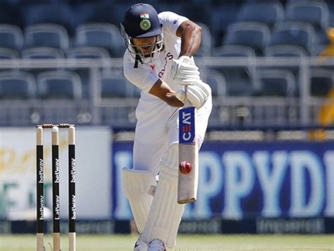 Icc Player Of The Month Mayank Agarwal Mitchell Starc And Ajaz Patel