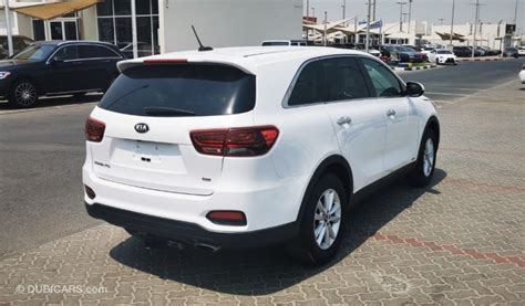 Used Kia Sorento EX 7 Seater 2019 for sale in Dubai - 654144