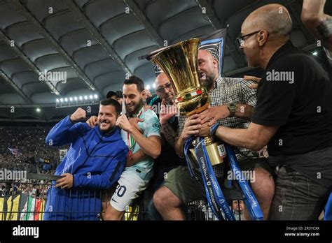 Inter wins the Italian Cup 2023 InterÕs Turkish midfielder Hakan