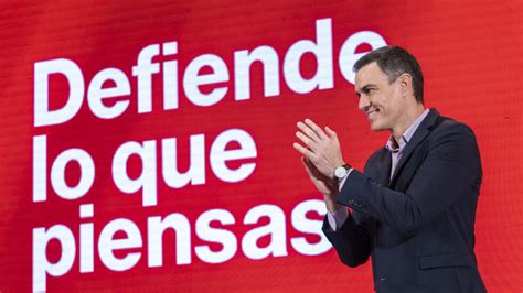 S Nchez Elige Valencia Para La Ltima Gran Foto Del Psoe Antes Del M