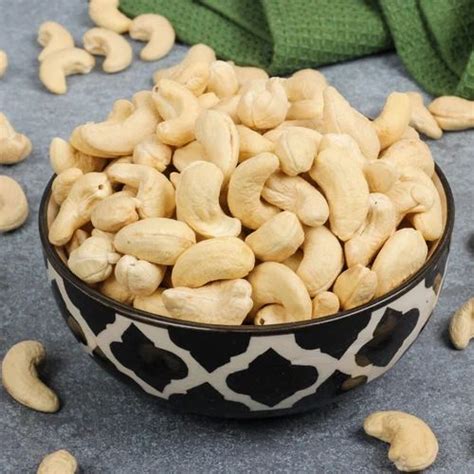 Cashew Nuts Kaju W180 Loose At Rs 520 Kg In Vadodara ID 27288459848