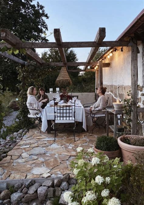 Beautiful Outdoor Garden Inspiration