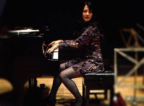 Does anyone know when this picture of Martha Argerich was taken and/or ...