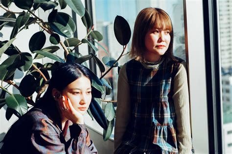 『buzztracker』佐藤千亜妃 × さとうもか 対談インタビュー公開 佐藤千亜妃 Official Site