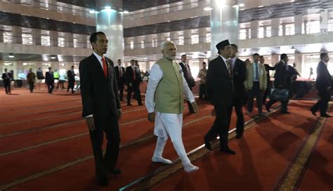 FOTO Presiden Jokowi Dan PM India Kunjungi Masjid Istiqlal Foto