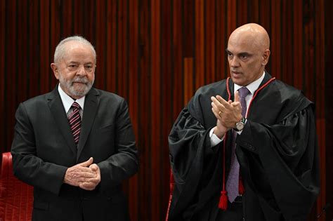 Lula Se Emociona Em Discurso Ap S A Diploma O O Povo Reconquistou O