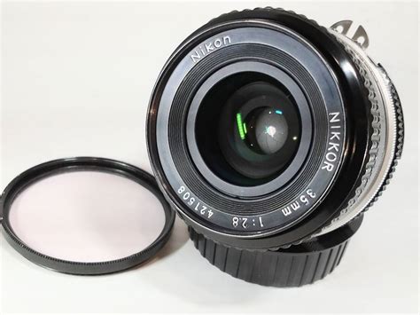 光学極上 ／動作良好 ニコン Nikon Ai Nikkor 35mm F2 8 素晴らしい光学コンディションの銘玉広角オールドレンズ