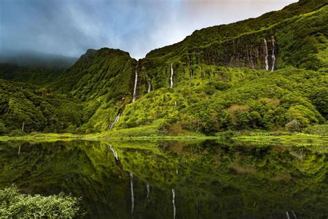 Gyönyörű természetes vízesések Beautiful waterfalls Waterfall Azores