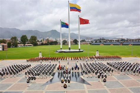 Escuela Militar De Cadetes General José María Córdova Esmic Bogotá Colombia Diálogo Américas