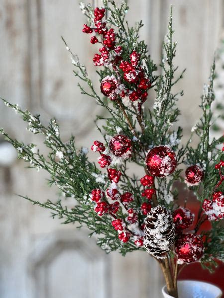 Snowy Merriment Cedar Spray 27 Lancaster Home And Holiday