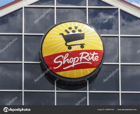 ShopRite banner – Stock Editorial Photo © SamAronov #288957220