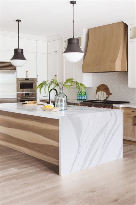 25+ Wood Look Porcelain Tile Ideas For The Kitchens