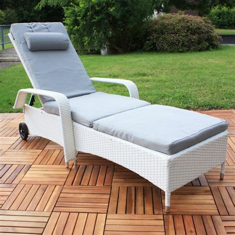 Садовый Шезлонг Lounger Голдшоп — Купить Недорого на Bigl.ua (714521754)