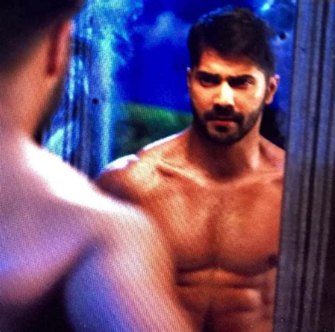 Ranveer Singh Shahid Kapoor Varun Dhawan Which Actors Shirtless