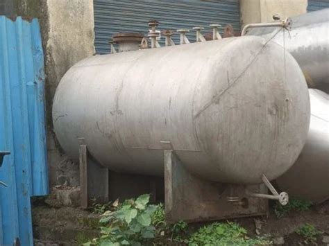 Stainless Steel Horizontal Storage Tank Psi Capacity L At