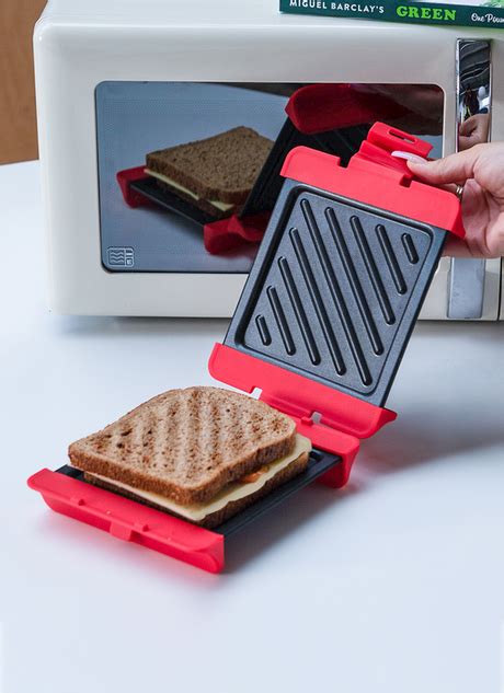 All In 1 Microwave Sandwich And Snack Grill