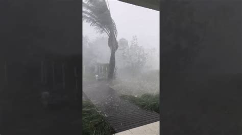 Chuva De Granizo No Santinho Norte Da Ilha De Sc