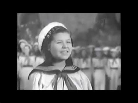 Коричневая пуговка - YouTube