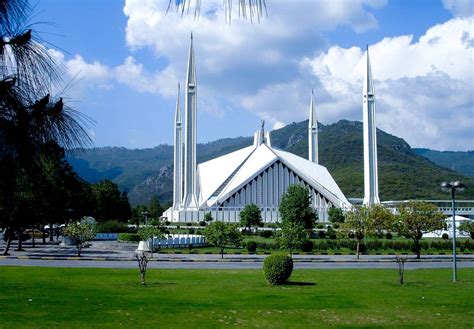 A Guide To The Most Beautiful Places In Islamabad Looklify