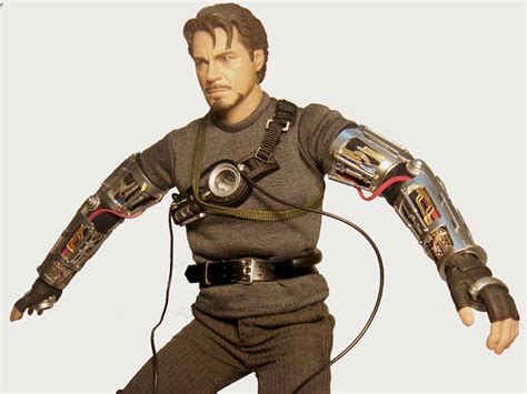 Big Daddy Toys Hot Toys Tony Stark Mech Test Version