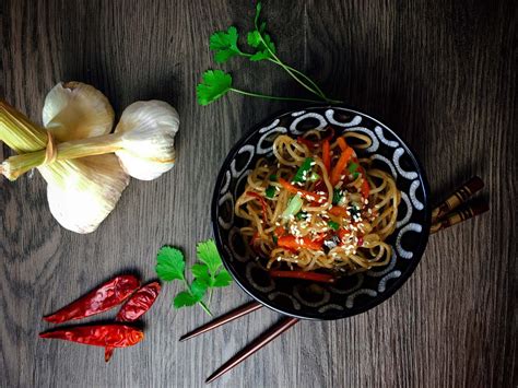 Gebratene Asiatische Mie Nudeln Mit Gem Se Wok Rezept