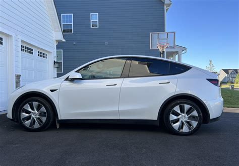 Model Y Long Range Awd Pearl White Multi Coat C S Sell