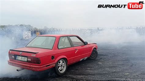 Palenie gumy BMW E30 M30B35 Majówka z BMW 2023 Toruń YouTube