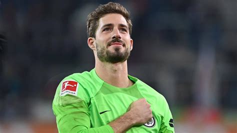 Bester deutscher Torwart Kevin Trapp verlängert bei Eintracht