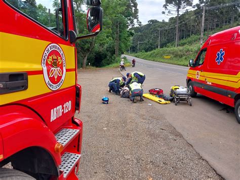 Adolescente De 17 Anos Sofre Fratura Exposta Em Acidente Entre Moto E