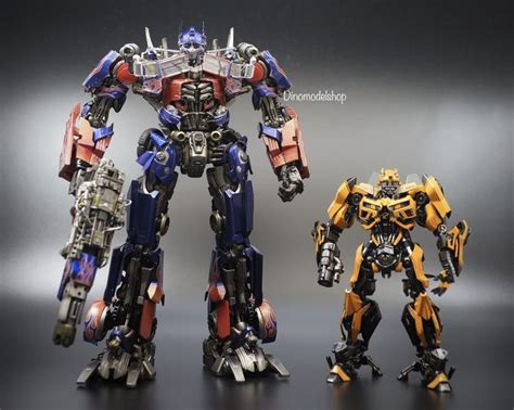 Transformers Art: Optimus Prime and Decepticons