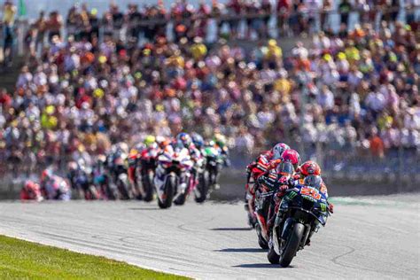 Addio Improvviso In Motogp Sono Tutti Senza Parole Tennis Press