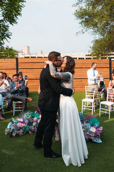 2000 Brooklyn Detroit Wedding - Rosy & Shaun Wedding Photography