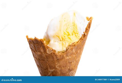 Sorvete Isolado Em Cone De Waffle Imagem De Stock Imagem De Refrescar