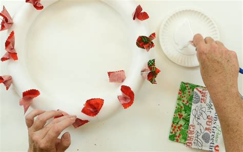 Spirit Of Christmas Fabric Wreath Video Tutorial