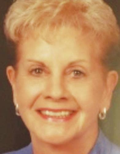 Mary Pursiful Obituary 2019 Clinton Tn The Harlan Daily Enterprise