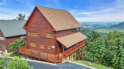 Almost Perfect - Starr Crest Resort - Outrageous Cabins | Sevierville TN Vacation Rentals