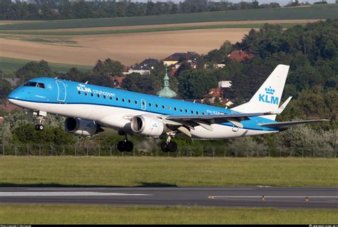 PH EZA KLM Cityhopper Embraer ERJ 190STD ERJ 190 100 Photo By Felix