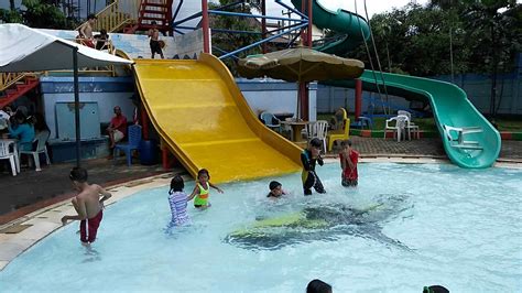 Top 8 Wisata Waterpark Kolam Renang Bogor Terbaru 2025