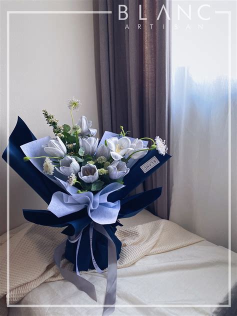 Blue Tulips Bouquet Delivery - Singapore 24 hours Online Flower