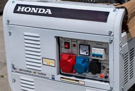 Генератор Honda 3,0 кВт газовий, бензин трифазний знешумлений, колеса ...