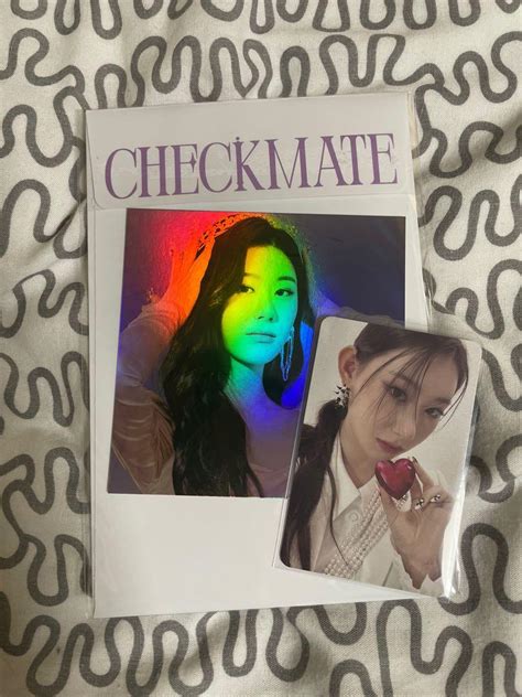 WTT Itzy Checkmate Album Inserts Photocard Hobbies Toys Memorabilia