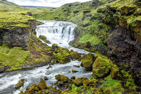 Sk Gafoss And The Amazing Waterfall Way Hike Earth Trekkers