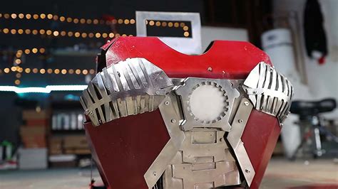 Watch Real Iron Man Mark V Suitcase Armor Unfolds Before Your Eyes