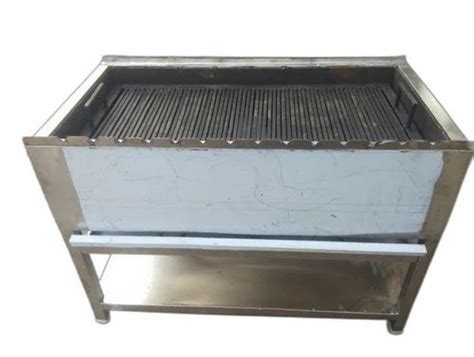 Silver Stainless Steel Charcoal Barbecue Grill For Commercial Size